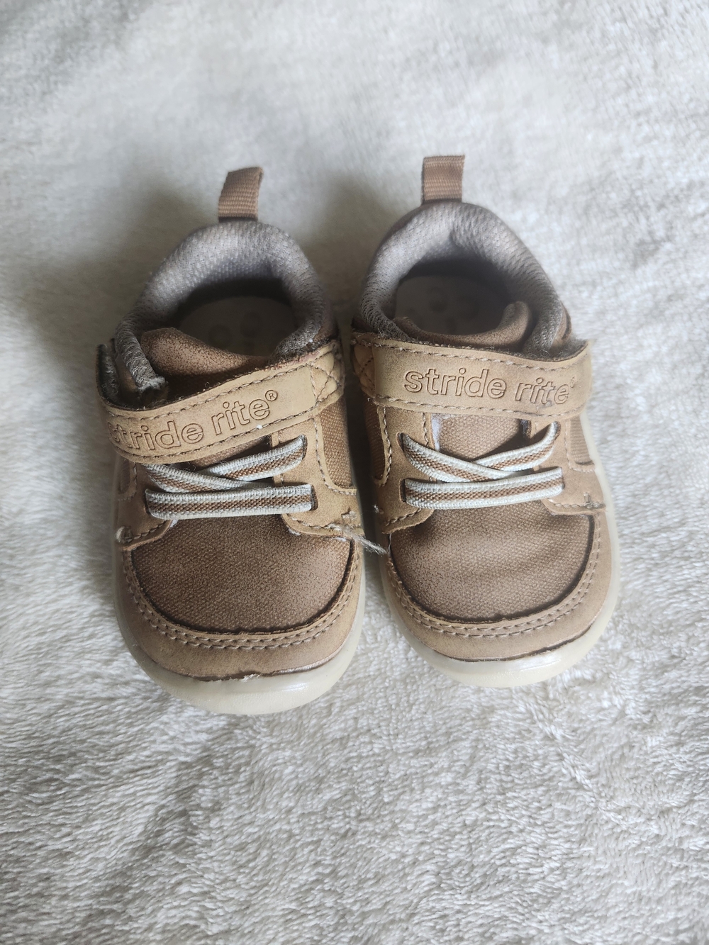 Stride Rite Toddler Casual Sneakers in Light Brown